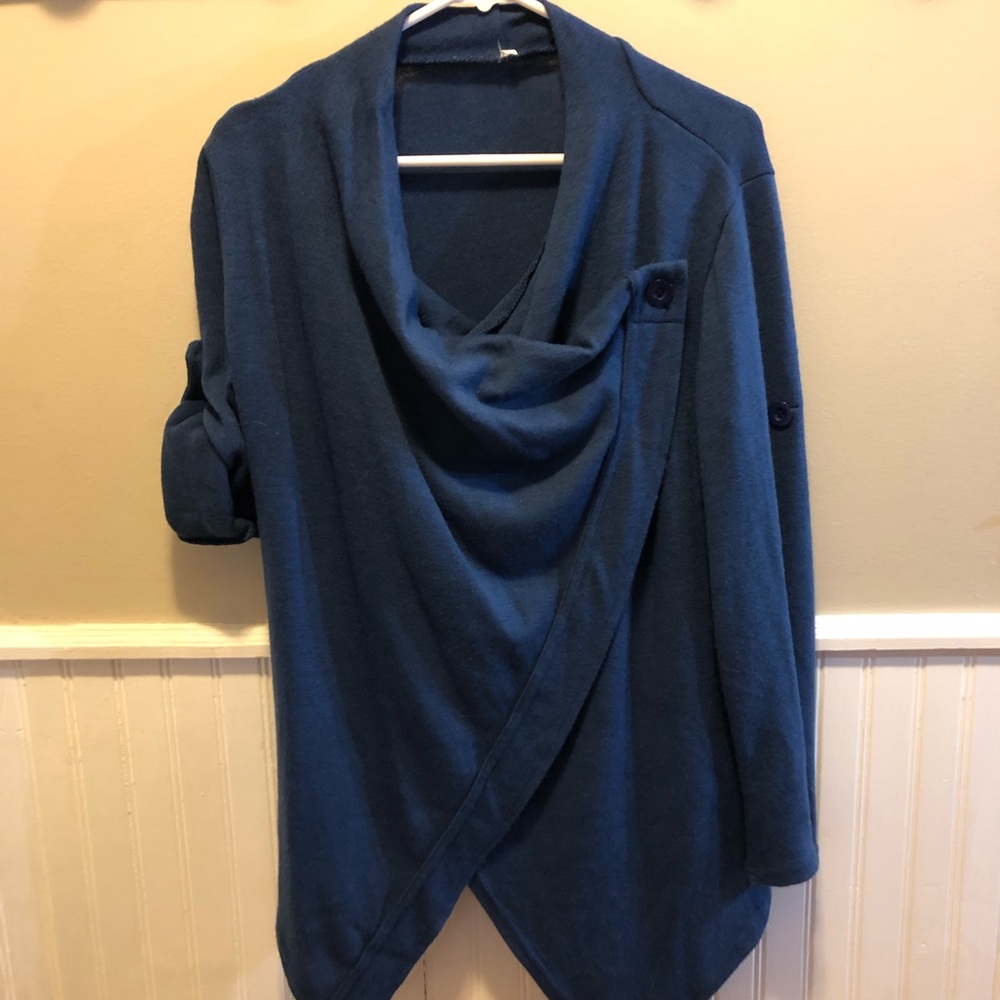 Cross- button Sweater in Blue